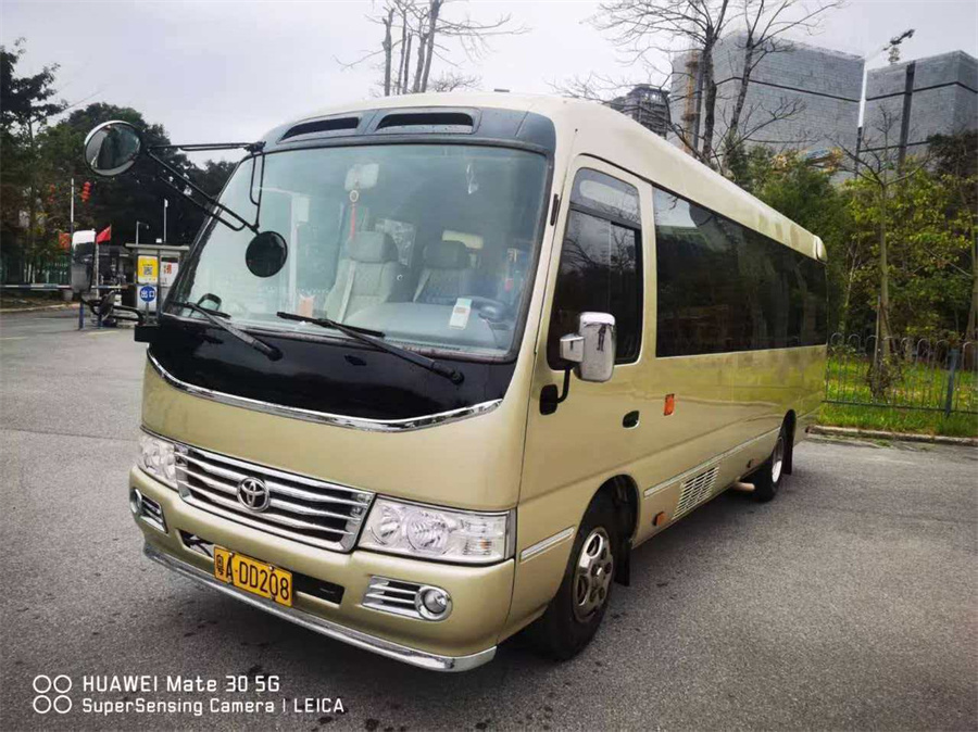 23座丰田考斯特