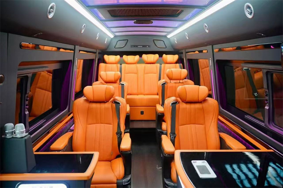 12座丰田考斯特