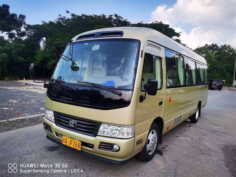 19座丰田考斯特