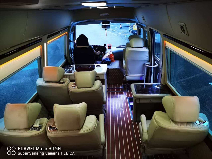 23座丰田考斯特