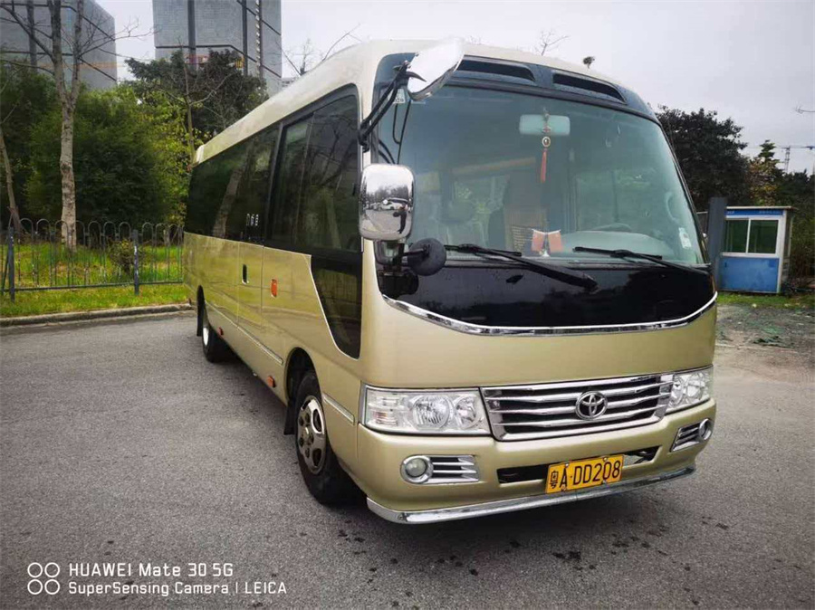 23座丰田考斯特