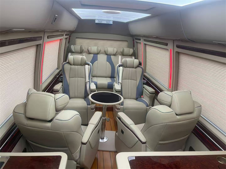 15座丰田考斯特