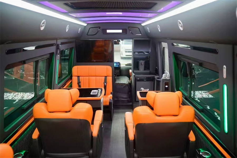 12座丰田考斯特