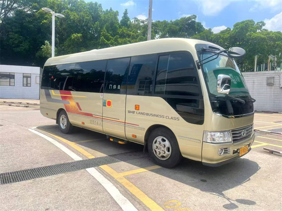 15座丰田考斯特